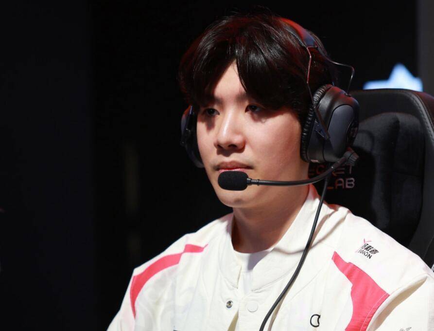 开云体育官方网站-关于KT横扫MAD，JackeyLove关键团战开团秒人宿命之战半决赛，让粉丝疯狂欢呼的信息